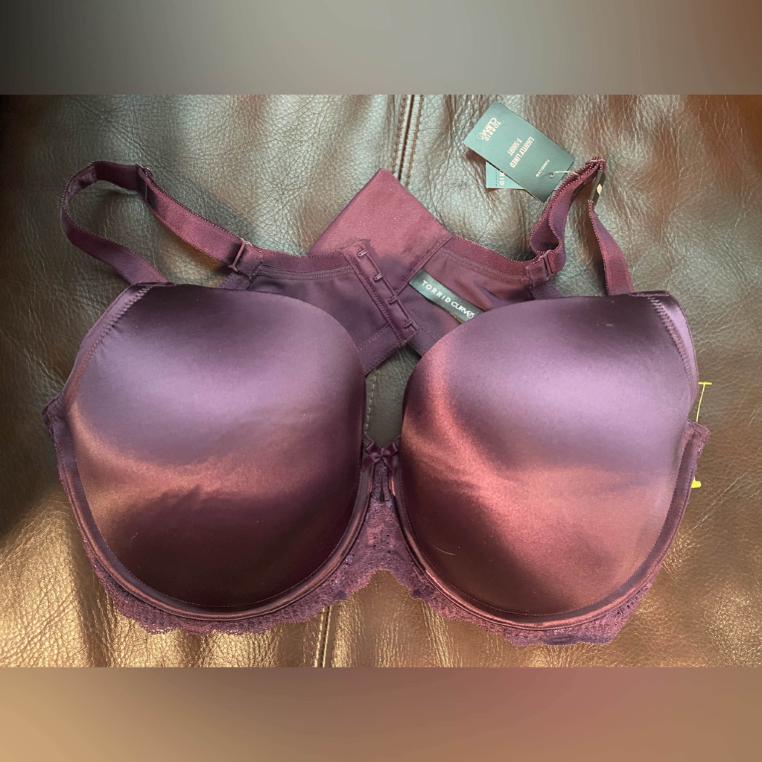Torrid Curve Lightly Lined TShirt Blackberry Bra Womens 40 Ddd Nwt